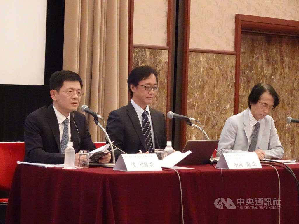 日本亞洲調查會22日在東京辦國際研討會,邀請中央社社長張瑞昌、日本學者小笠原欣幸等人探討台灣軟實力的魅力。聽眾對於台灣媒體生態、明年總統大選高度關注。中央社記者楊明珠東京攝 108年8月22日