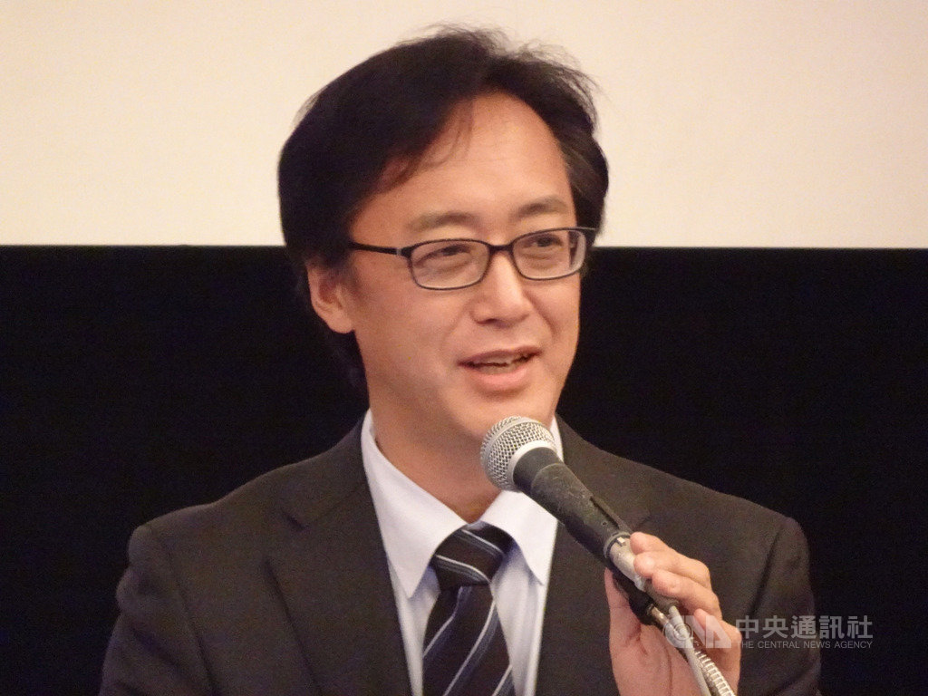 在探討現代台灣社會的意識變化與軟實力的魅力研討會上,日本學者野嶋剛表示,現在外界對台灣有新的認識,包括台灣的民主、台灣是亞洲第一個允許同性婚、非核家園政策、引進外勞照護等,顯示台灣具有「課題先進性」。中央社記者楊明珠東京攝 108年8月22日
