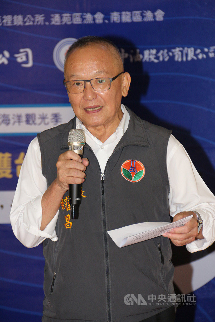 苗栗縣長徐耀昌被控擔任頭份鎮長時,放水核發棄土證明,涉嫌圖利業者,一審遭判刑9年,經上訴二審23日將宣判,徐耀昌22日表示,期望高院法官能夠明察秋毫,做出公正判決。中央社記者管瑞平攝 108年8月22日