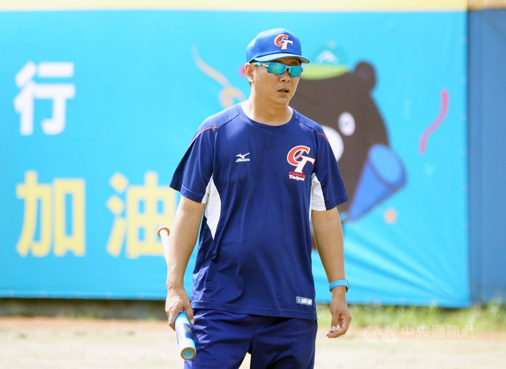 U18世界盃青棒賽中華隊預賽與日本、美國、巴拿馬、南非、西班牙同組,中華隊總教練周宗志23日表示,從目前情蒐資料評估,日本隊投優於打,美國隊實力堅強,投打平均,投手、長打能力都不能小覷。中央社記者謝靜雯攝 108年8月23日