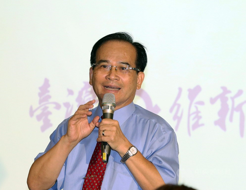 台灣維新黨成立大會24日下午在台北舉行,由前台南縣長蘇煥智出任召集人,蘇煥智表示,創黨宗旨就是推動台灣政治、經濟、社會、教育、文化的「維新運動」。中央社記者郭日曉攝 108年8月24日