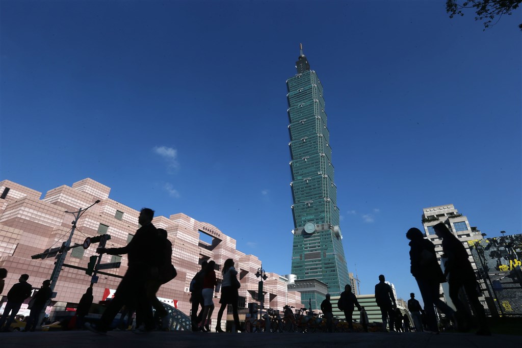 美中貿易戰升溫,經濟部初估今年回流投資額將破新台幣8000億元,也盼投資人對台灣要有信心。(中央社檔案照片)