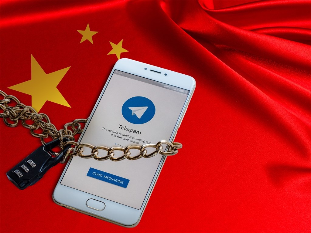 中國官方粉飾形象的「大外宣」政策,如今已向臉書、推特、YouTube等平台伸展,鼓動反西方與民族主義情緒。(中央社)