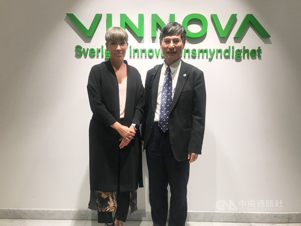 陳良基26日拜會瑞典創新局,由執行長艾薩克森(Darja Isaksson,左)親自接待。(科技部提供)中央社記者林育立柏林傳真 108年8月28日