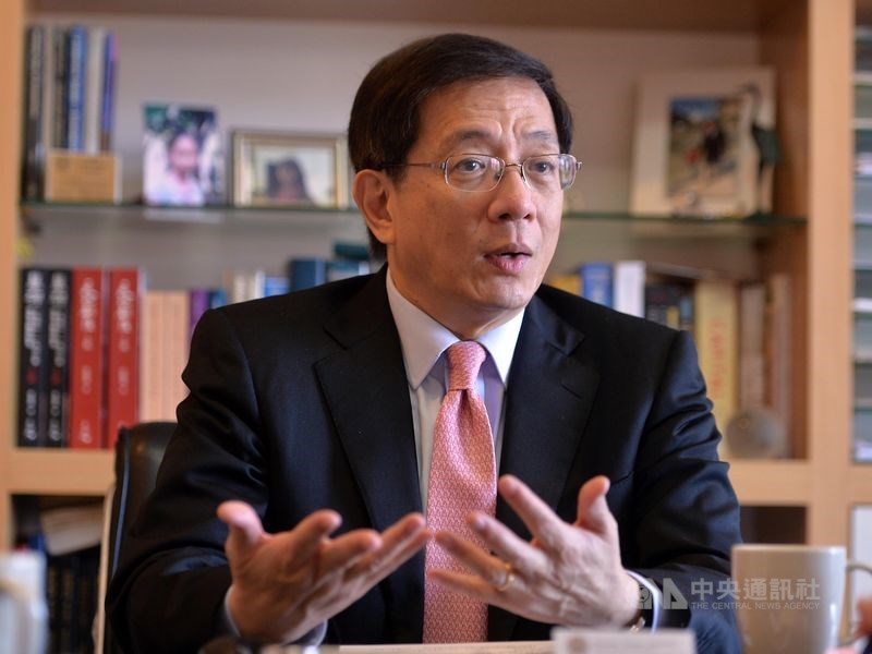 台灣大學校長管中閔被控涉違法兼職案,公務員懲戒委員會2日判決申誡。(中央社檔案照片)