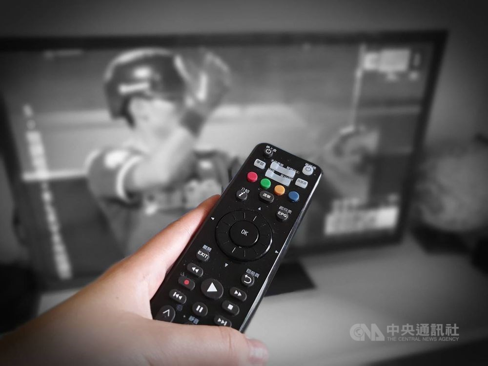 攸關13萬有線電視用戶10月斷訊風暴漸漸逼近,NCC數度邀業者懇談,並擬在24日邀集全國、北都系統與頻道代理、頻道商三方協調,力拚拆除斷訊炸彈。(示意圖/中央社檔案照片)