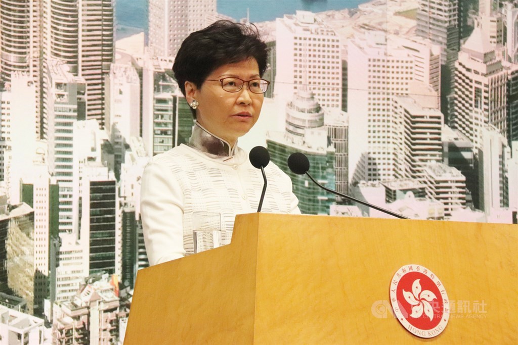 根據錄音內容,香港特首林鄭月娥(圖)上週會見商界人士表示,如果她能選擇將辭職下台,並透露中國未定下解決反送中期限。(中央社檔案照片)