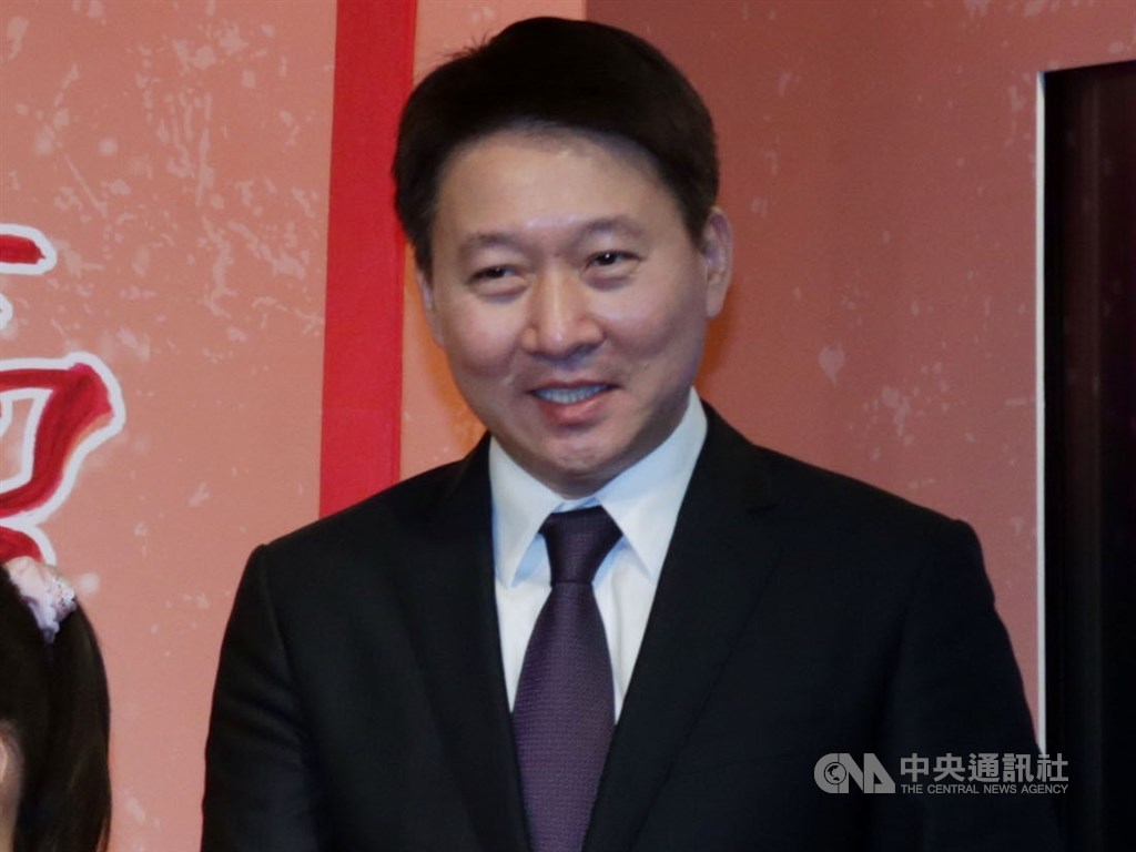 新竹縣文化局長李猶龍被人檢舉公車私用,5日他發表聲明指出,已向新竹縣長楊文科請辭獲准。(中央社檔案照片)