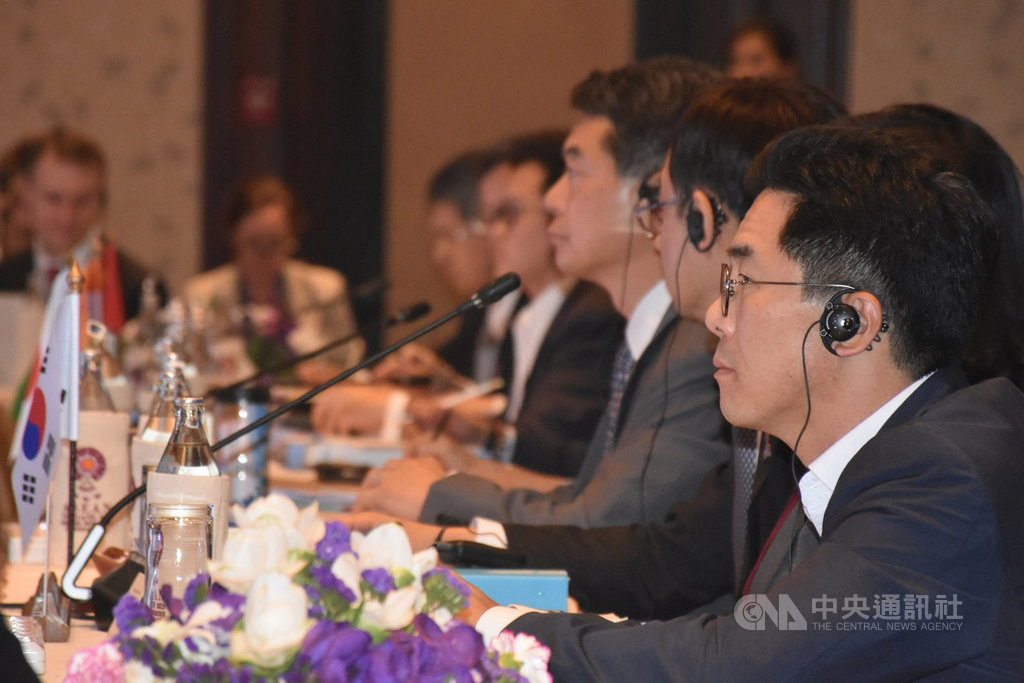 第7屆RCEP部長級會議8日登場,會中各國同意在9月中旬越南峴港舉行的高級官員會議完成談判,並將結果送至11月的東協峰會通過。中央社記者呂欣憓曼谷攝 108年9月8日