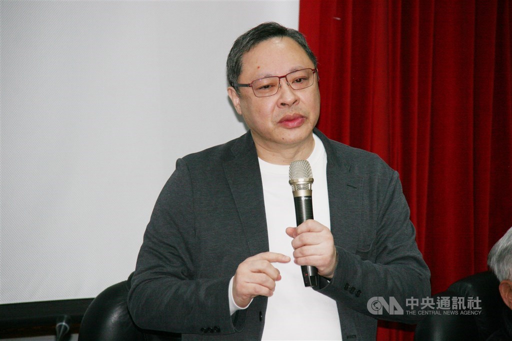 年輕示威者以違法手段來爭取正義的想法,與多年前占領中環運動發起人、香港大學法律系副教授戴耀廷(圖)提出的「違法達義」相同,但戴耀廷已因此付出了代價,早前因發起「占中」而被判刑,目前還在上訴。(中央社檔案照片)