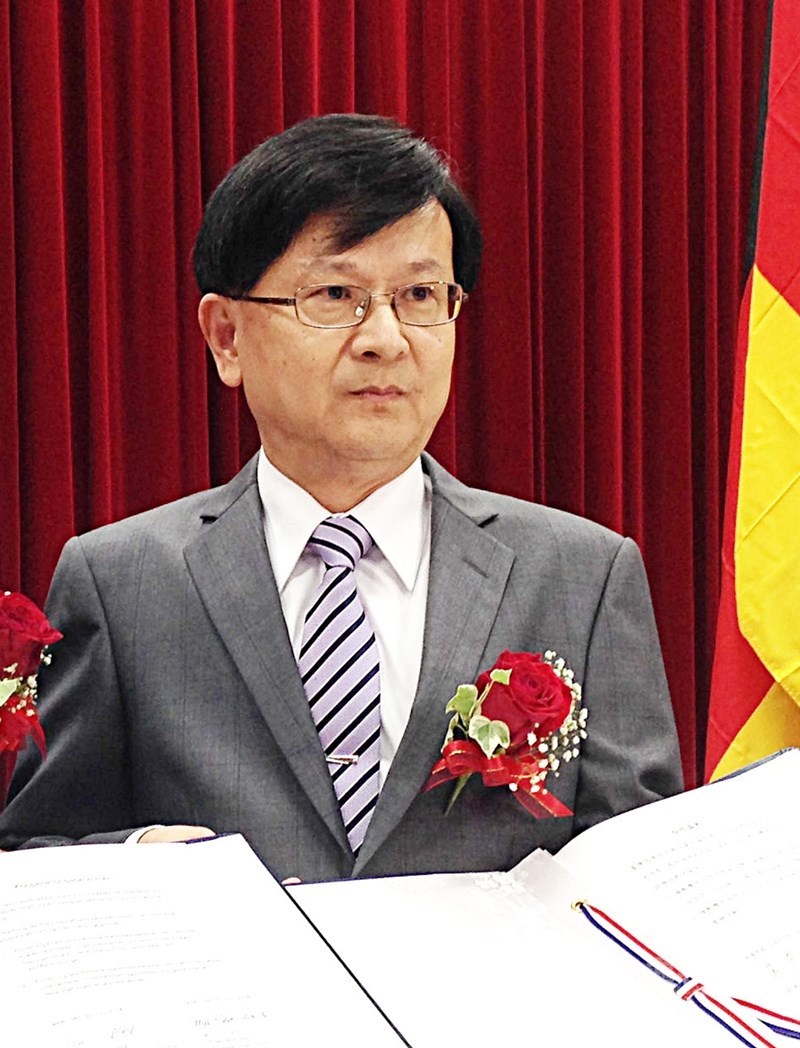 司法院13日指出,公務員懲戒委員會委員長石木欽(圖)已請辭,他在最高法院法官、庭長、高院院長任內,涉及不當行為嚴重違反法官倫理,司法院將追究行政責任。(中央社檔案照片)