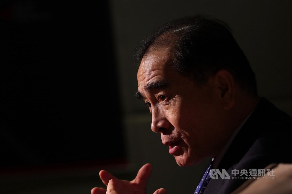 香港反送中運動仍在持續,「香港正在發生的事,20年後也會發生在北韓」,前北韓外交官太永浩接受中央社專訪時分析,北韓的千禧世代(1980年代和1990年代出生)會想改變北韓體制,和南韓統一;20年內,這個區域「會變得滿不一樣的」。中央社記者吳家昇攝 108年9月14日