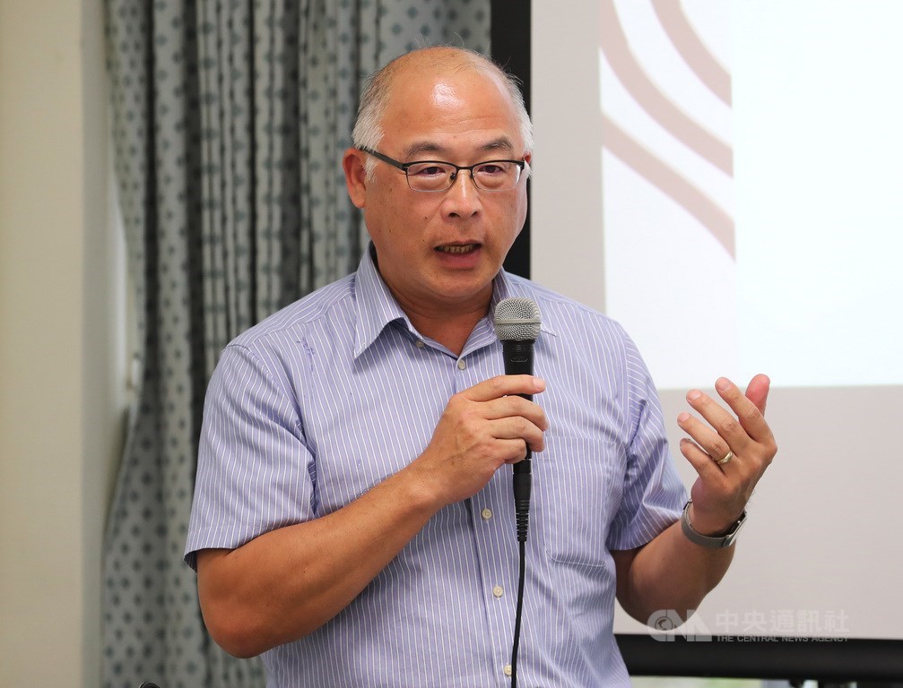 中央通訊社與政治大學新聞系首度合作「國際新聞報導實務」課程,16日開課,第一堂課由中央社總編輯陳正杰主講「中央社與國際新聞」。中央社記者張皓安攝 108年9月16日