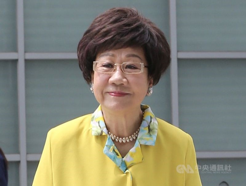 前副總統呂秀蓮決定接受喜樂島聯盟及其他政黨的推薦,17日向中央選舉委員會登記申請為獨立總統參選人。(中央社檔案照片)