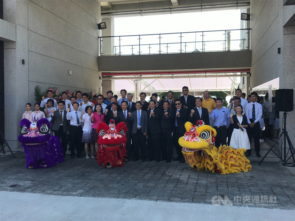 海巡署金馬澎分署今年與海洋大學簽署策略聯盟意向書,未來雙方將積極推展創新合作模式,並推動學術與實務交流合作。(馬祖第一○岸巡隊提供)中央社 108年9月20日