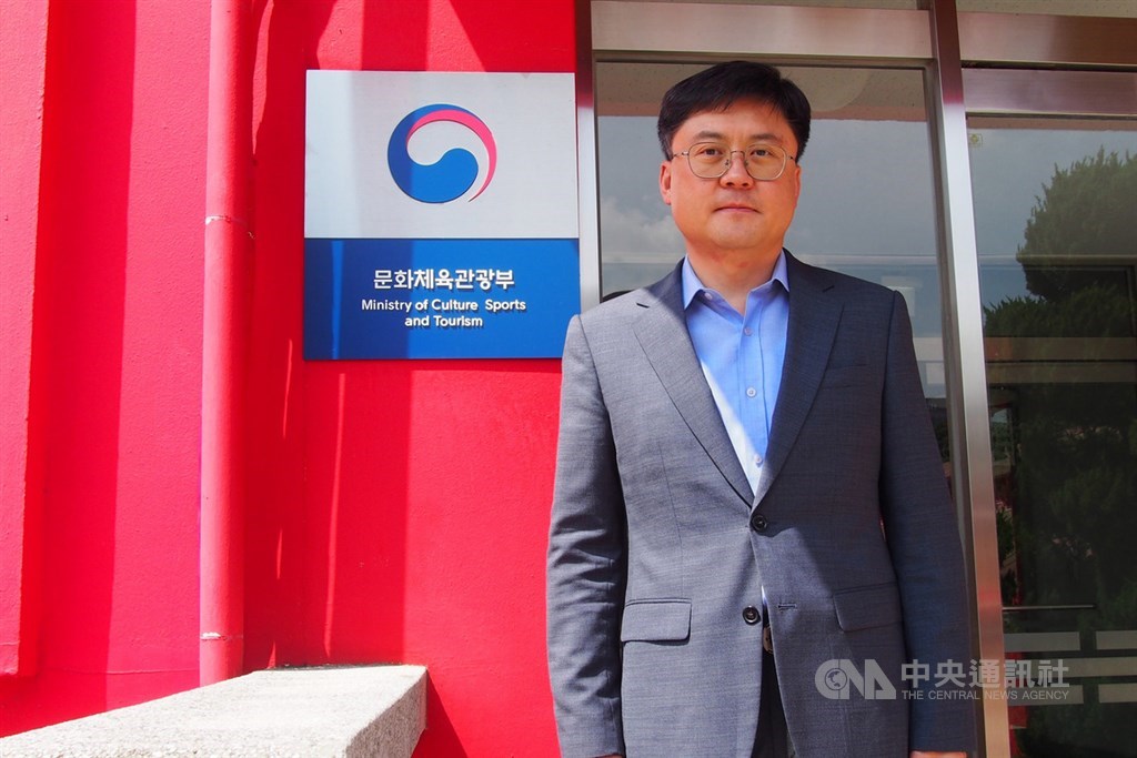 韓國文化體育觀光部設於世宗特別自治市,主掌文化、藝術、體育、觀光、媒體等領域政策。圖為負責文化產業政策的科長金定勳。中央社記者廖禹揚首爾攝 108年9月21日