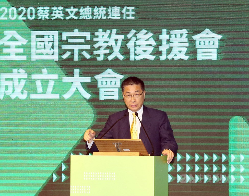 「2020蔡英文總統連任全國宗教後援會」22日舉行成立大會,內政部長徐國勇(圖)出席致詞表示,為了服務更到位,欲將內政部服務宗教機關的「宗教科」提升至「宗教司」。中央社記者郭日曉攝 108年9月22日