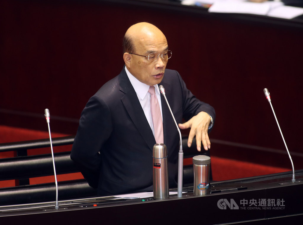 行政院長蘇貞昌(圖)24日在立法院表示,駐紐約辦事處長徐儷文獲美國政府邀請進入聯合國,參與美國主辦的宗教自由會議,是自從台灣退出聯合國後,第一次政府正式代表進入聯合國,「是非常重大的外交突破,非常不簡單。」中央社記者張皓安攝 108年9月24日