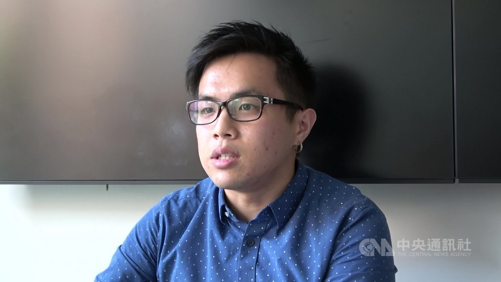 香港反送中運動受關注,美國喬治城大學台灣學生會長熊倬漢說,他理解「和平理性非暴力」能夠撼動的有限,但也害怕示威者以牙還牙反而讓訴求變得模糊。此圖為108年9月11日拍攝中央社實習記者徐子苓華盛頓攝 108年9月24日