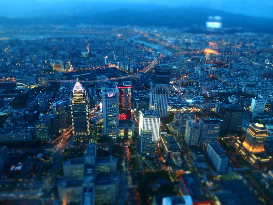 瑞士洛桑管理學院26日發布2019「世界數位競爭力評比報告」,台灣全球第13,較去年上升3名。(圖取自Pixabay圖庫)