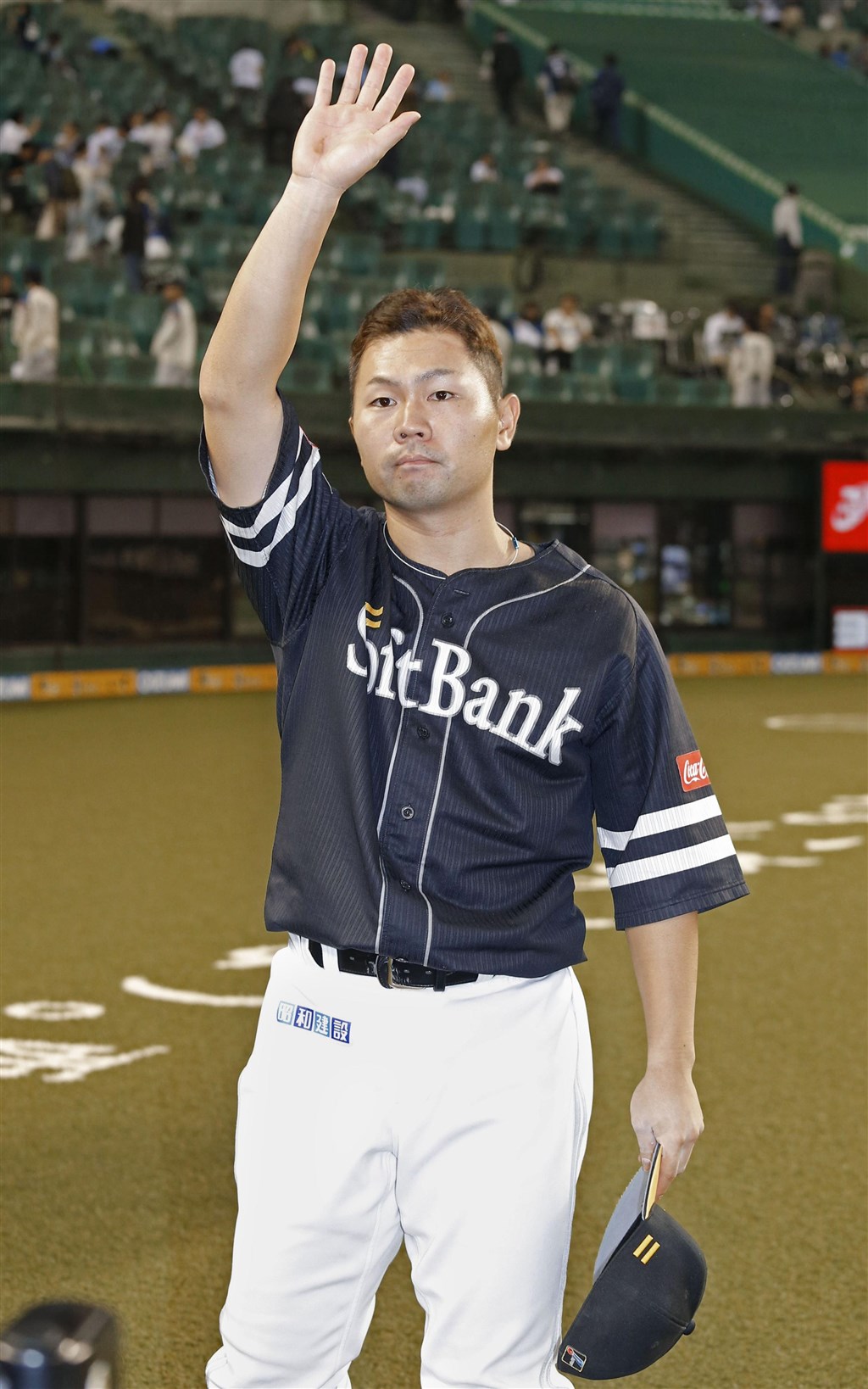 日職季後賽決勝輪10日進行第2天賽事,軟銀打線凶猛,中村晃(圖)、洋砲賈西亞爾都有全壘打演出。(共同社提供)