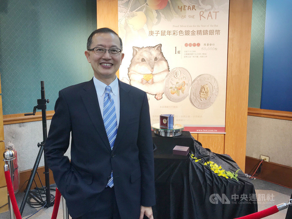 台灣銀行貴金屬部副理楊天立認為,美中談判樂觀對金價影響有限,明年第1季有機會挑戰每英兩1600美元。中央社記者劉姵呈攝 108年10月15日
