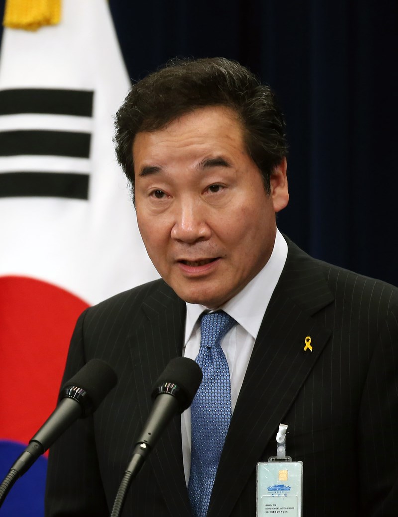 南韓國務總理李洛淵(圖)22日將出席日本德仁天皇的登基儀式,日本政府表示,雖為時已晚,但很慶幸他現在能訪問日本。(圖取自維基共享資源;作者Korean Culture and Information Service,CC BY 2.0)