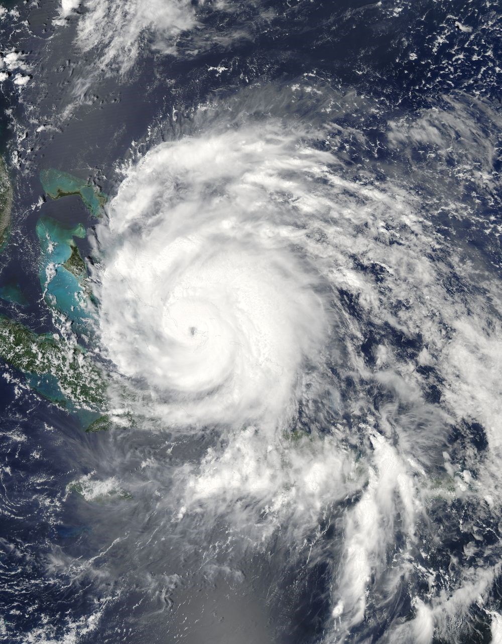 科學家發現,颶風與地震這兩種天災會混搭在一起,成為新型災害「風暴震」。研究團隊發現2011年的颶風艾琳在佛羅里達海岸曾引發地震。(圖取自NASA Earth Observatory網頁earthobservatory.nasa.gov)