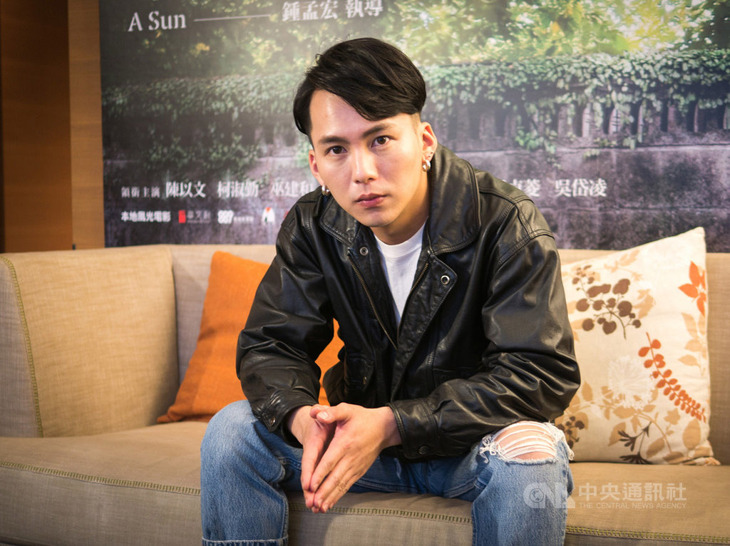 演員巫建和以國片「陽光普照」入圍金馬56最佳男主角獎,17日被問及演出片中角色最難準備的地方,他表示,「是讓自己變得沒有想法,就像回到第一次演戲」。中央社記者洪健倫攝 108年10月17日