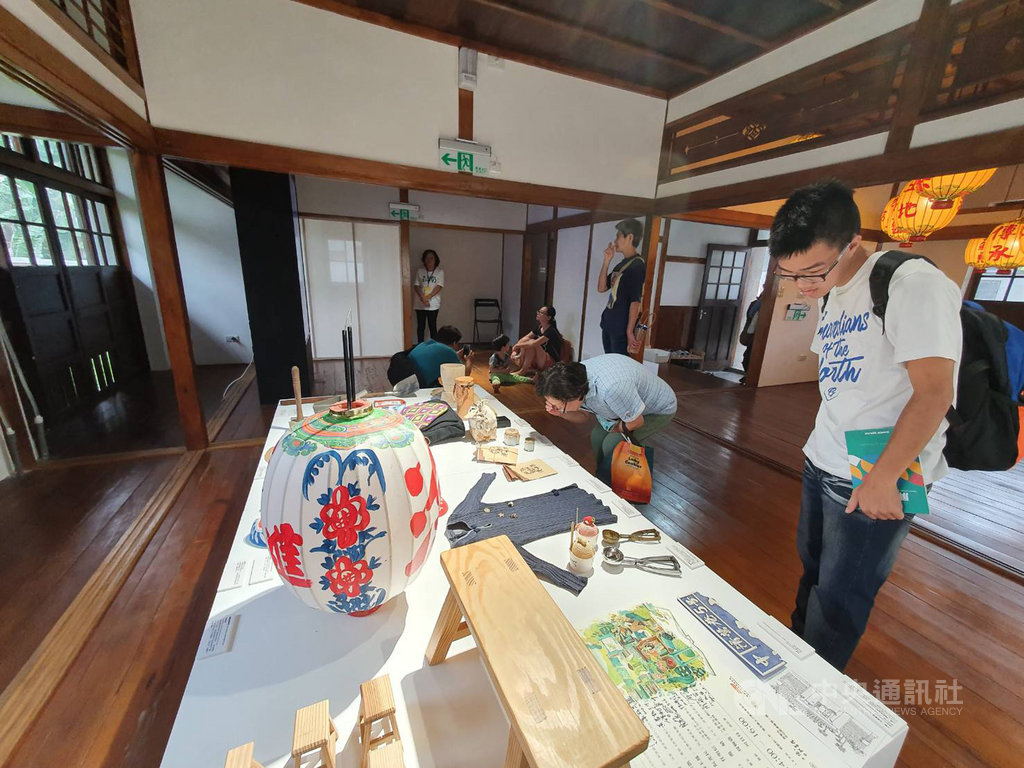 台灣設計展5日展出至今已吸引上百萬人次參訪,20日晚間閉幕將邀請明華園總團演出屏東在地故事「俠貓」。中央社記者郭芷瑄攝 108年10月19日