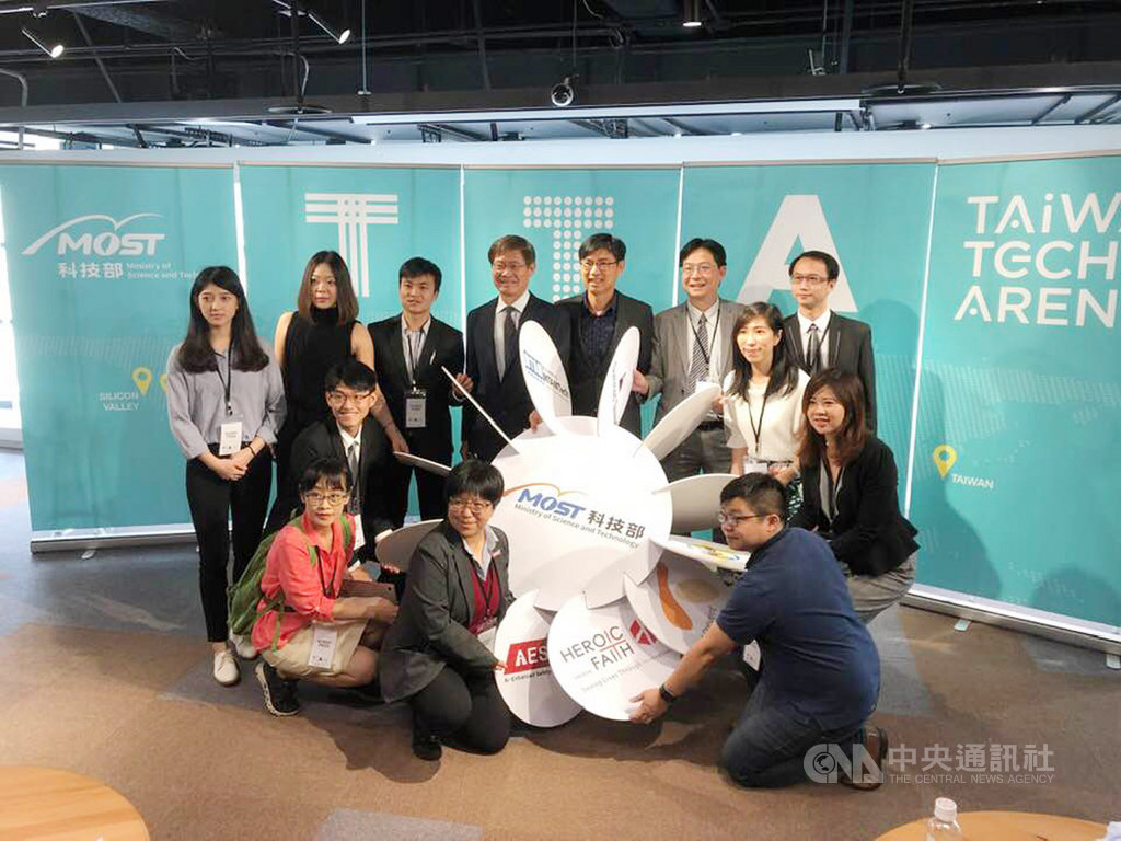 科技部的台灣科技新創基地(TTA),日前帶領12個新創團隊赴美國波士頓參加The MedTech Conference 2019,連獲重量級大廠的青睞。代表團日前返國,24日上午科技部邀請12個團隊與大家分享這次前進美東的經驗。中央社記者吳柏緯攝 108年10月24日