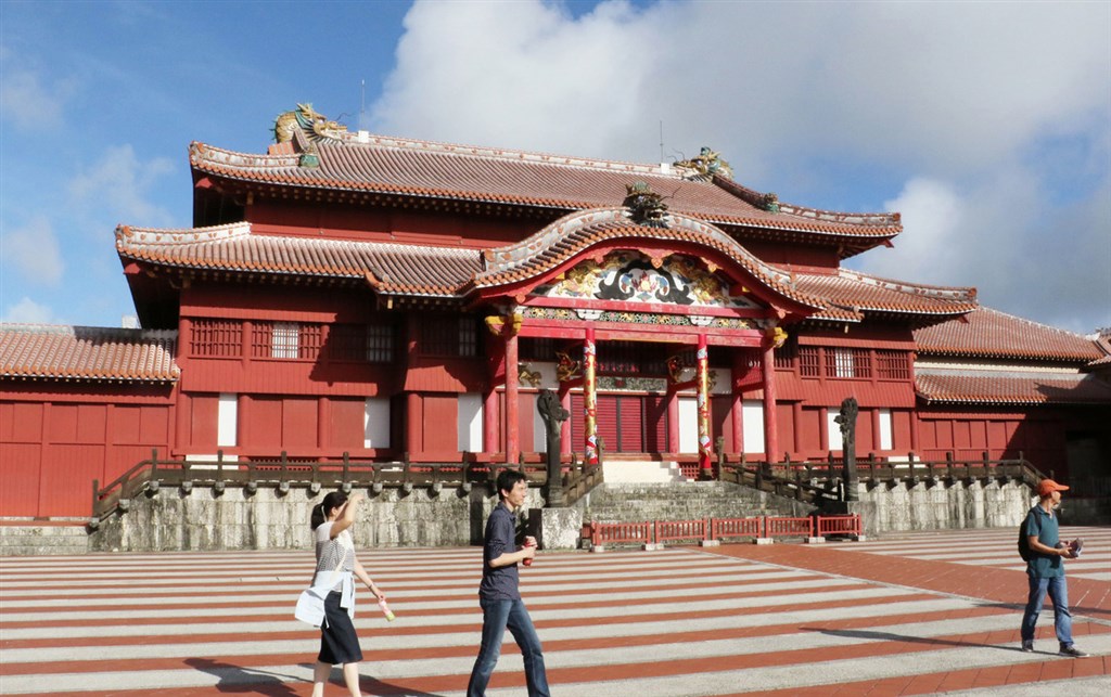 日本沖繩縣那霸市主要觀光景點首里城,是在2000年12月被列為日本第11處世界遺產,歷史可追溯至琉球王國時代。(共同社提供)中央社 108年10月31日