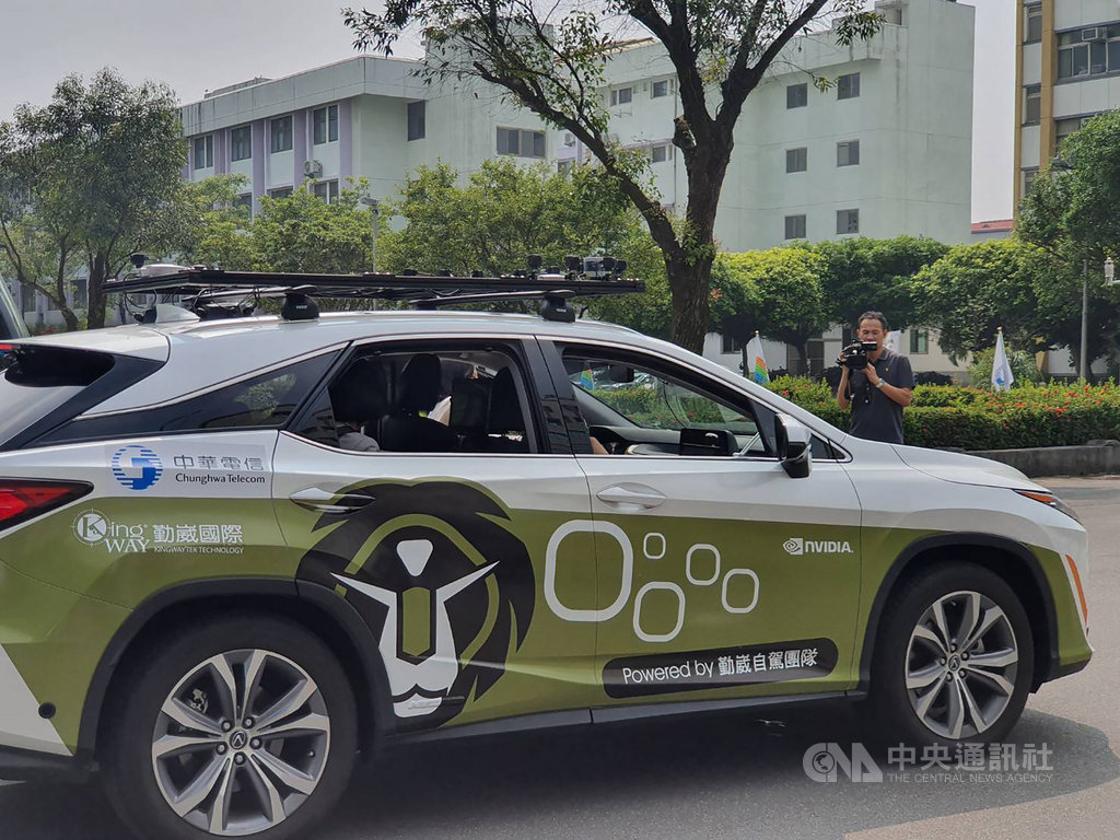 台灣5G將在2020年中旬上路,消費者期待有殺手級的應用,總統蔡英文先前曾在公開場合透露,最期待自駕車。中央社記者江明晏攝 108年11月17日