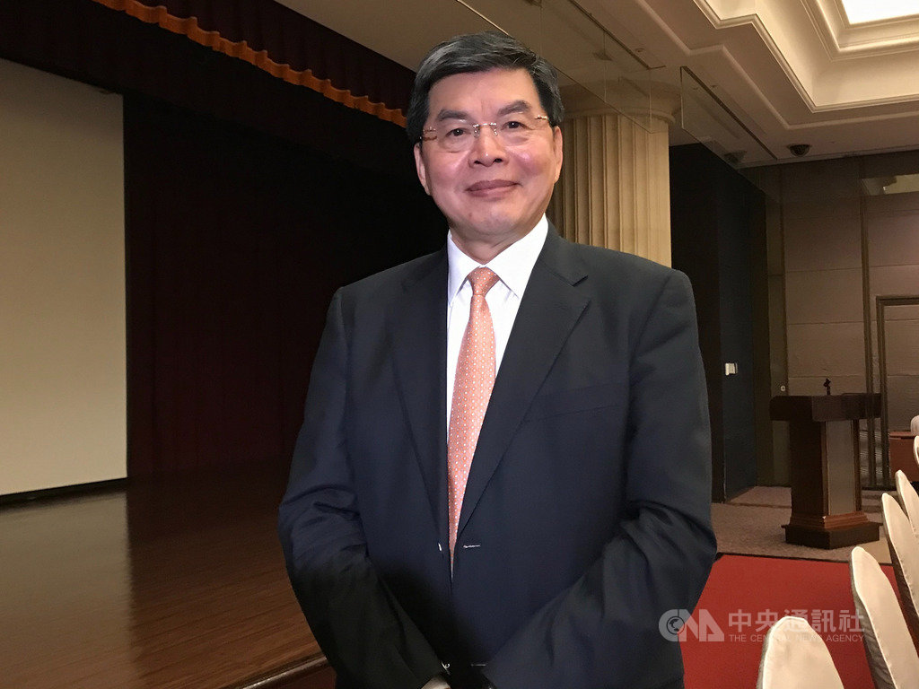國泰金18日舉辦第3季法說會,總經理李長庚受訪表示,若香港抗爭持續,集團已研議相關備援方案。中央社記者劉姵呈攝 108年11月18日