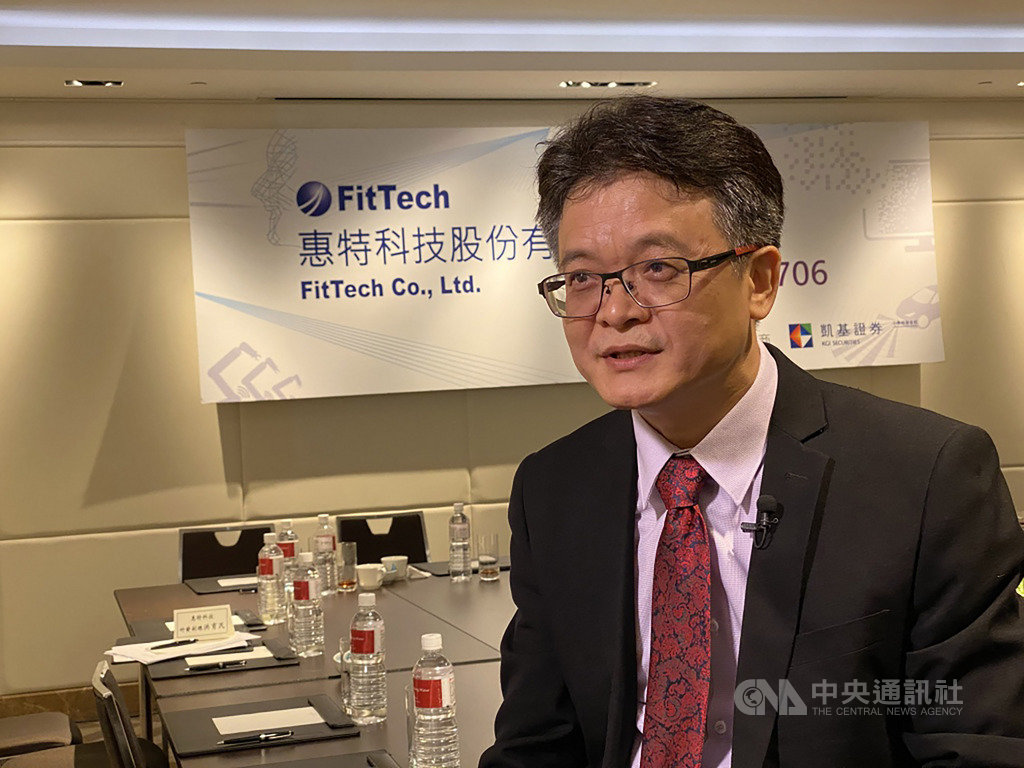 LED點測及分選設備廠惠特科技預計12月中旬掛牌上市,董事長徐秋田19日受訪表示,Mini LED(次毫米發光二極體)技術興起,將帶動顯示器、大尺寸電視背光等新應用,機台需求也跟著提高。中央社記者吳家豪攝 108年11月19日