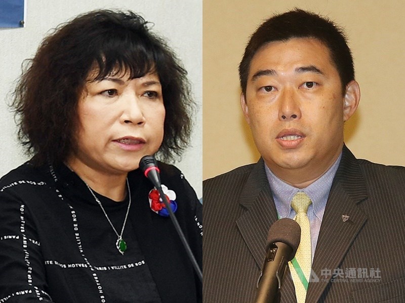 前警大教授葉毓蘭(左)列國民黨不分區名單,國民黨總統參選人韓國瑜國政顧問團成員、律師葉慶元(右)不滿葉毓蘭力挺港警,要求葉毓蘭知所進退回新黨。(中央社檔案照片)