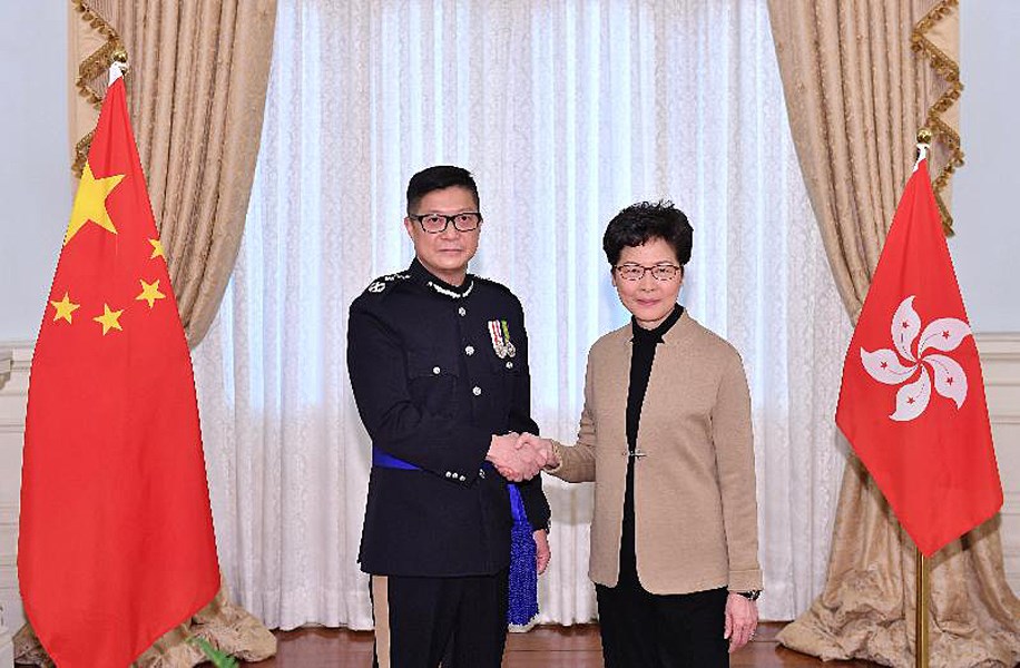 中國國務院19日決定任命鄧炳強為警務處處長,外界普遍視他執法果斷和強硬。(圖取自香港政府網頁gov.hk)