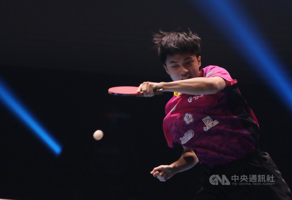 2019年T2鑽石賽新加坡站,台灣好手林昀儒首輪告捷闖進8強。中央社記者黃自強新加坡攝 108年11月22日