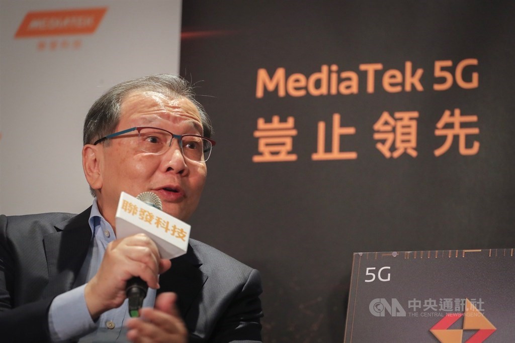 聯發科執行長蔡力行(圖)26日在台北舉行記者會,發表5G系統單晶片天璣1000,首款搭載天璣1000的終端產品將於2020年第1季量產上市。中央社記者裴禛攝 108年11月26日