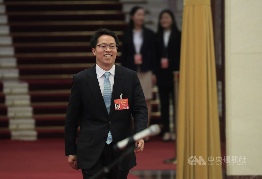 中國國務院港澳辦主任張曉明3日指出,澳門牢牢把握「一國兩制」的核心要義,牢固樹立「一國」意識,旗幟鮮明維護北京對澳門的全面管治權。圖為張曉明3月出席中國全國人大會議。(中新社提供)中央社 108年12月3日