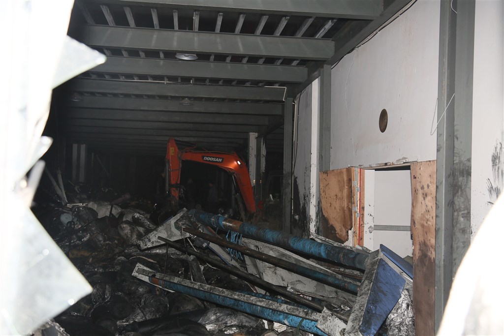 浙江海寧市3日發生工廠汙水罐坍塌事故,共造成9人死亡。(中新社提供)