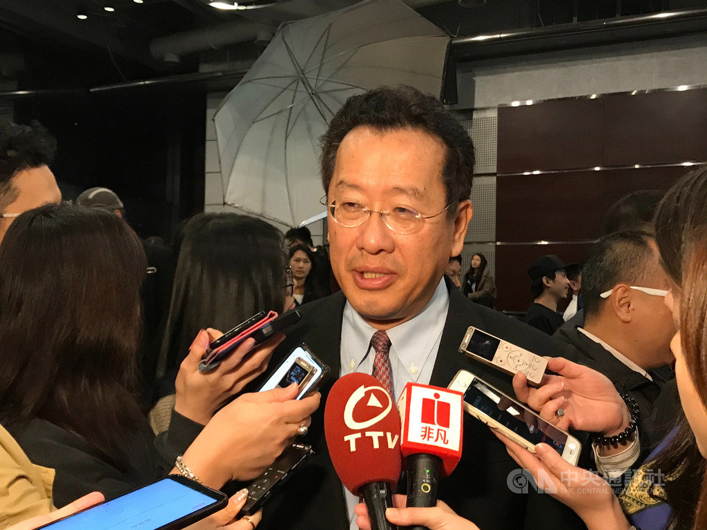 金管會主委顧立雄5日表示,台灣有5大因素難以取代香港金融中心地位,包括法規、語言、稅制、匯率及對消費者的保護。中央社記者劉姵呈攝 108年12月5日