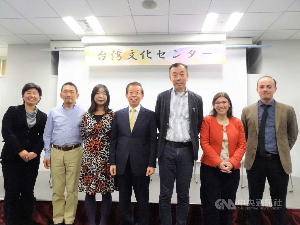 台灣與法國的駐日大使館文化中心5日晚間在東京合辦有關人權議題的分享會,邀請於10月到台灣參加國際人權聯盟第40屆年會的3名日本人權專家分享到台灣與會的心得。中央社記者楊明珠東京攝 108年12月6日