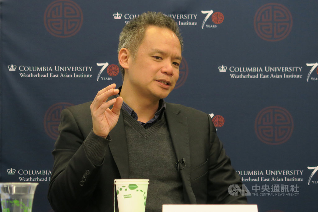 紐約時報資深記者黃安偉5日在哥倫比亞大學分享西藏採訪經歷時說,中方阻撓外媒採訪,香港、新疆新聞瓜分採訪資源,都造成西藏新聞日漸減少。中央社記者尹俊傑紐約攝 108年12月6日