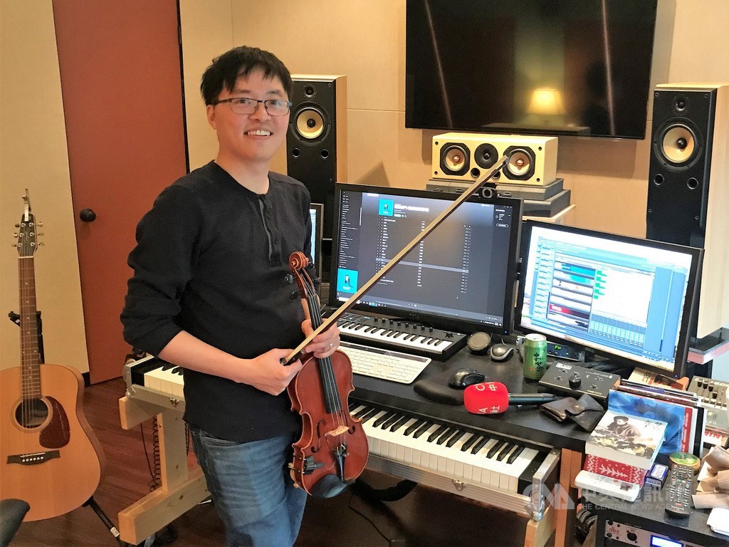 台灣作曲家陳彥竹(圖)在好萊塢所在地的洛杉磯從事電影、電視配樂,今年因電視劇「魂囚西門」入圍金鐘獎音效獎。中央社記者林宏翰洛杉磯攝 108年12月7日