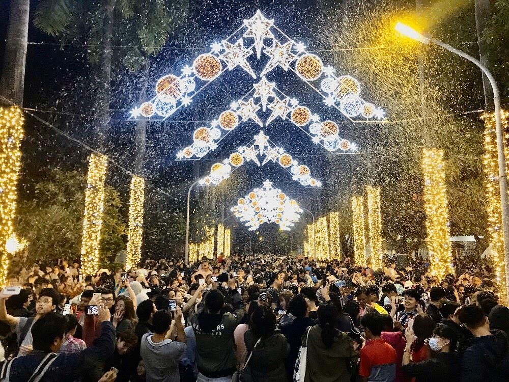 擁有百年歷史的屏東公園以「金色奇幻童話世界」為主題,處處金光閃閃。(圖取自屏東縣政府網頁pthg.gov.tw)
