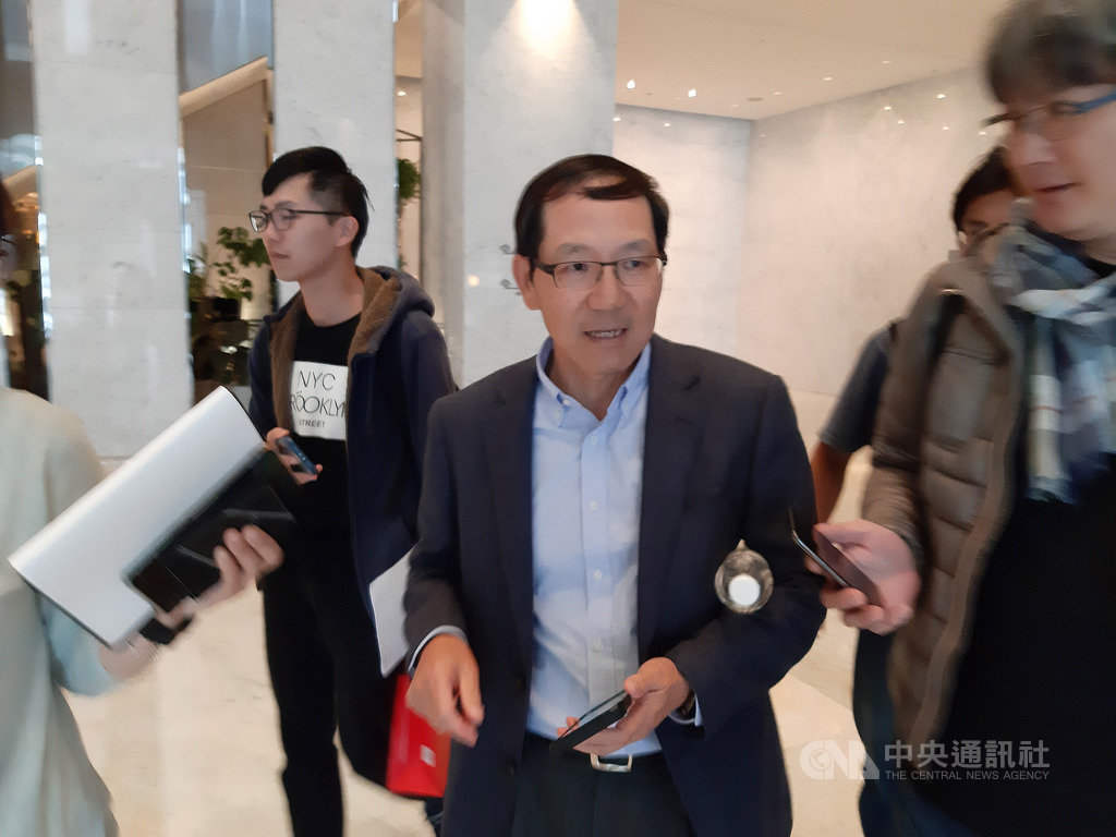 英業達總經理巫永財12日指出,受美中貿易戰影響,配合客戶將部分中國大陸產能轉移,避免銷美產品遭加徵關稅。中央社記者潘智義攝 108年12月12日