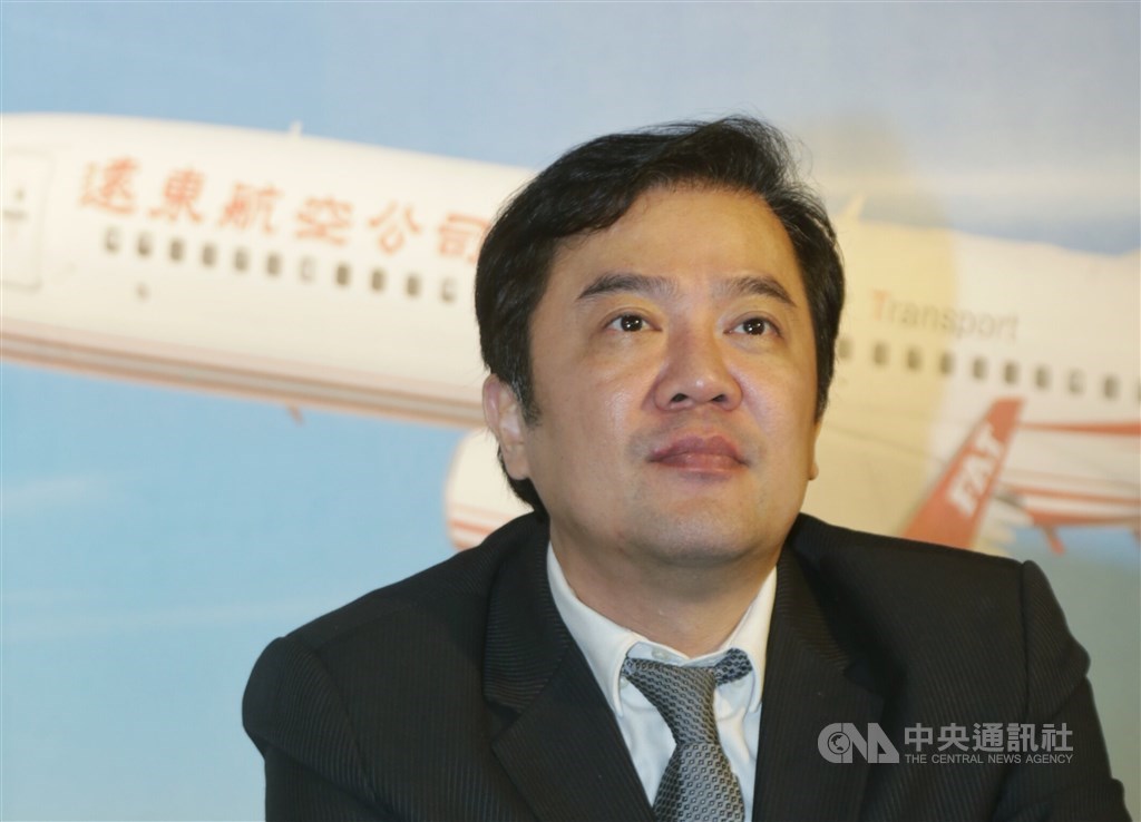 運安會主委楊宏智12日表示,2週前他到遠航關心飛安情形,當時遠航董事長兼總經理張綱維(圖)還對他拍胸脯保證,公司沒問題。(中央社檔案照片)