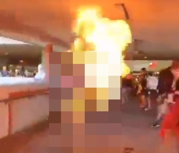 香港反送中抗爭此前曾發生縱火燒人事件,傷者一度危殆。圖片已經過馬賽克處理。(圖截取自網路影片)