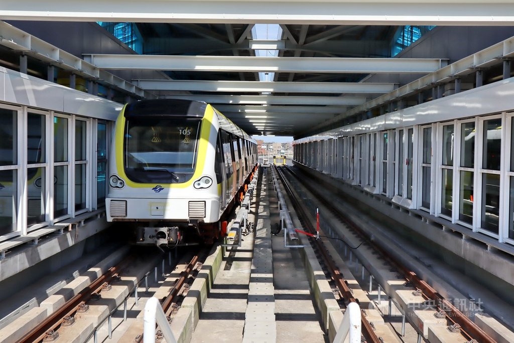 新北捷運環狀線(圖)是否能在今年底前通車受矚目,新北市政府17日表示,會審慎面對並改善履勘委員所提問題,盼在安全無虞前提下盡速順利通車。(新北捷運局提供)中央社記者黃旭昇新北傳真 108年12月17日